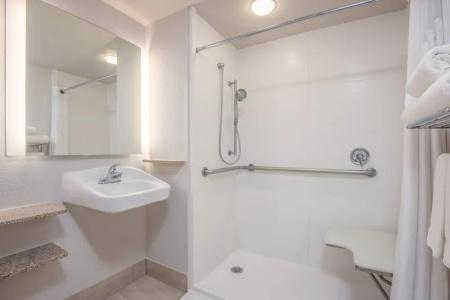 Holiday Inn Express-Central - 16