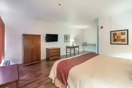 Budgetel Inns & Suites - Atlanta Galleria Stadium - 6