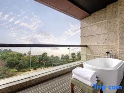 East Tai Lake Grand - 34