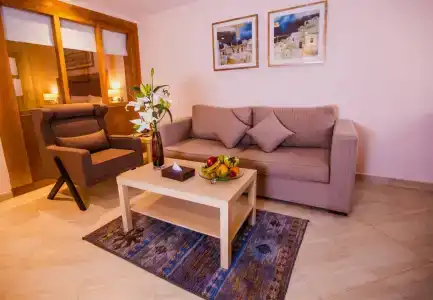 Sky View Suites - 7