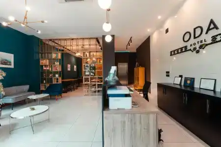 Oda Tirana - 1