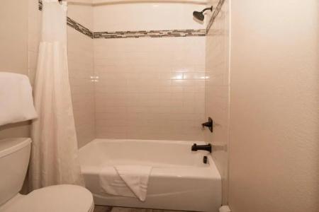 The Maxwell Inn - 54