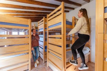 Urban - Albergue Juvenil - Youth - 25