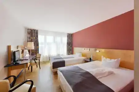 Amedia Dresden Elbpromenade - 22