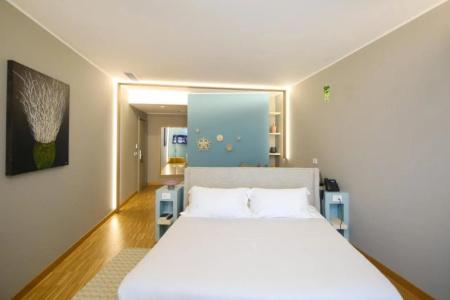 Priam Luxury Resort - 10
