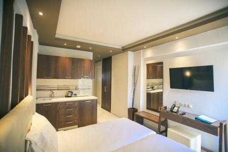 Royal and Suites - 7