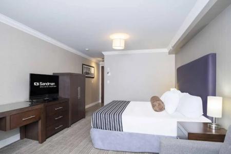 Sandman & Suites South - 52