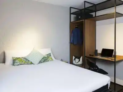 ibis Brussels Centre Chatelain - 38