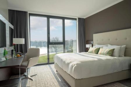 Courtyard by Marriott Wolfsburg - 1