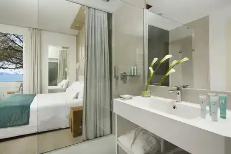 The Sense Experience Resort - 2