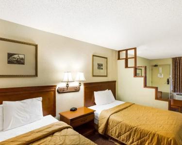 Rodeway Inn & Suites South of Fiesta Park - 30