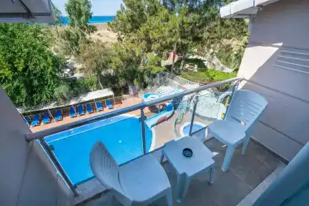 Aperion Beach - 8