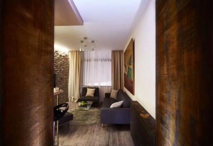 One Luxury Suites - 5