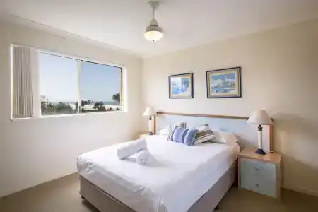 Golden Riviera Absolute Beachfront - 47
