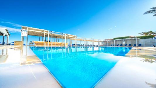 Adele Beach - 20