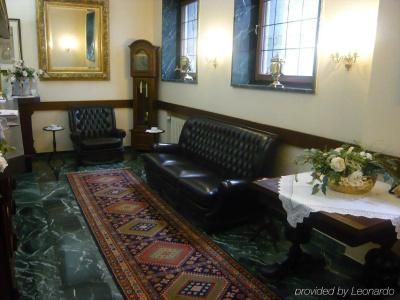 Windsor - 32