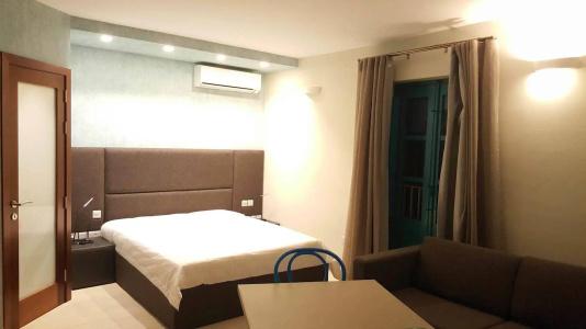 D Townhouse Boutique Suites - 5