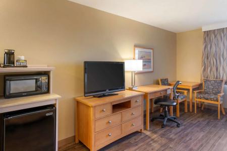 Best Western Plus Ocean View - 37