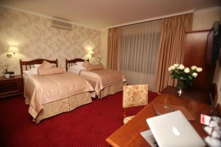 Grand & Spa Tirana - 33