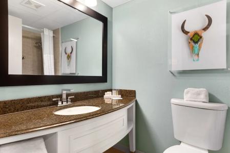 Riverwalk Plaza - 53