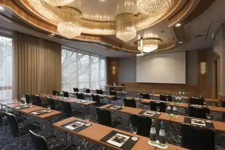Maritim Ulm - 16