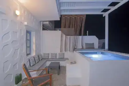Ihthioessa Boutique - 124