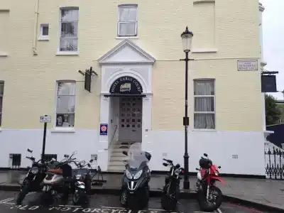 Earls Court - 0