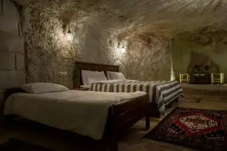 Atilla's Cave - 14