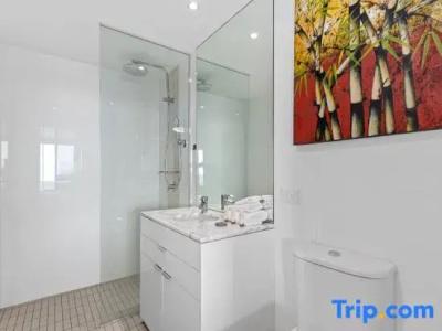 Ultra Broadbeach - 41