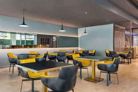 Novotel Gold District - 36