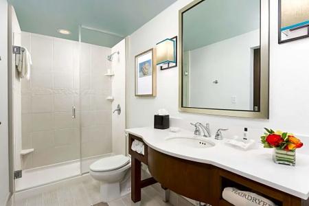 Hilton Garden Inn / The Keys Collection - 153