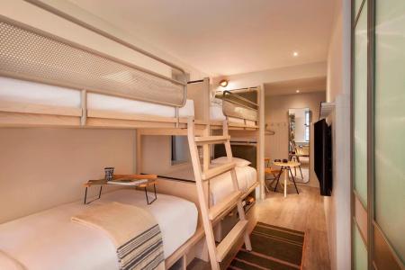 MOXY NYC Times Square - 34