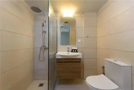 The Royal Grand - 8