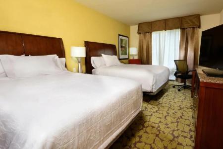 Hilton Garden Inn Airport - 60