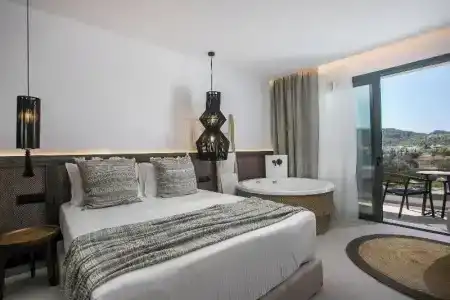 Vanik Suites - 24