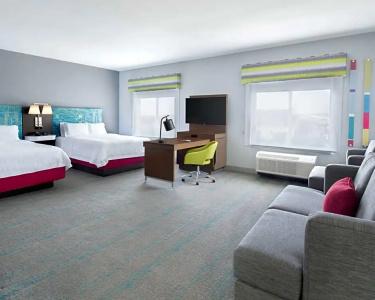 Hampton Inn & Suites - 57
