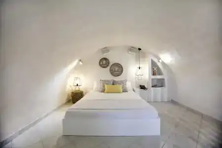 Privée Santorini - 100