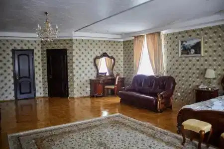 Garden Hall - 3
