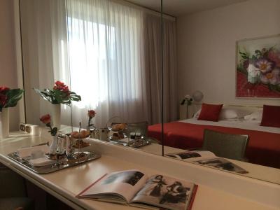 Starhotels Cristallo Palace - 11