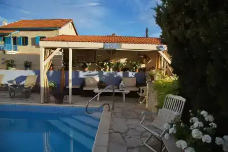 Oinochori - 25