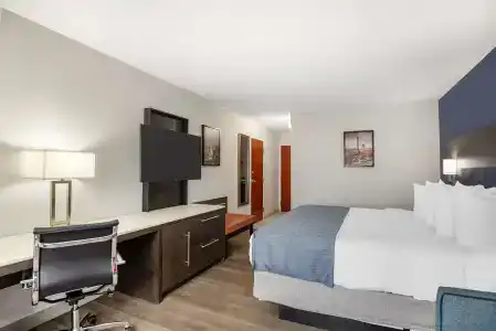 Best Western Premier City Gateway - 4