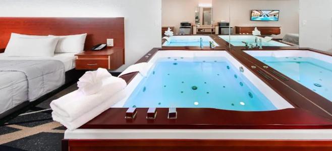 Grand Marquis Waterpark & Suites - 31
