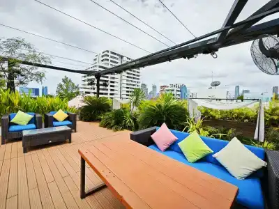 Galleria Sukhumvit 10 Bangkok by Compass Hospitality - 21
