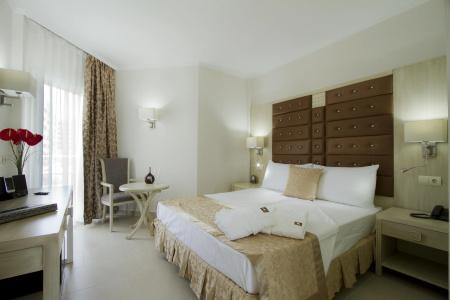 El Tiburon Boutique & Spa (Adults Recommended) - 5