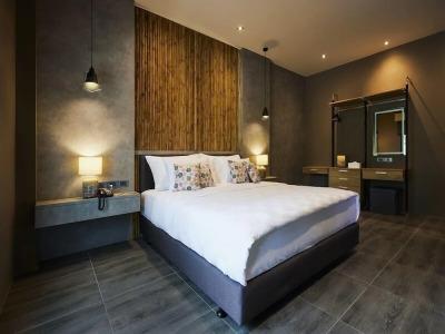 Sand Dollar Boutique - 13