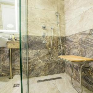 Karpalas City & Spa - 32