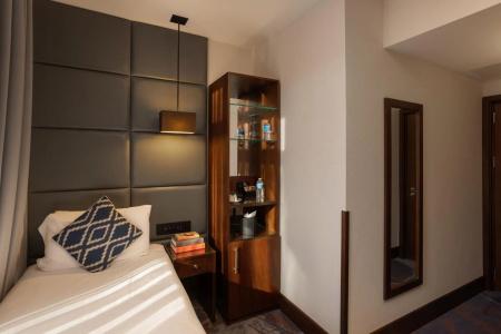 The Chilworth London Paddington - 17