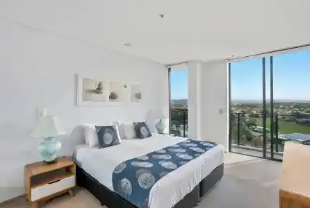 Ambience on Burleigh Beach - 90