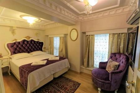 Romantic Mansion - 48