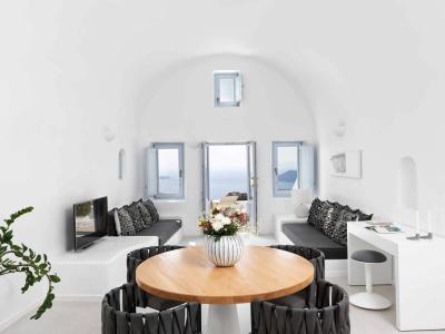 Astra Suites - 108